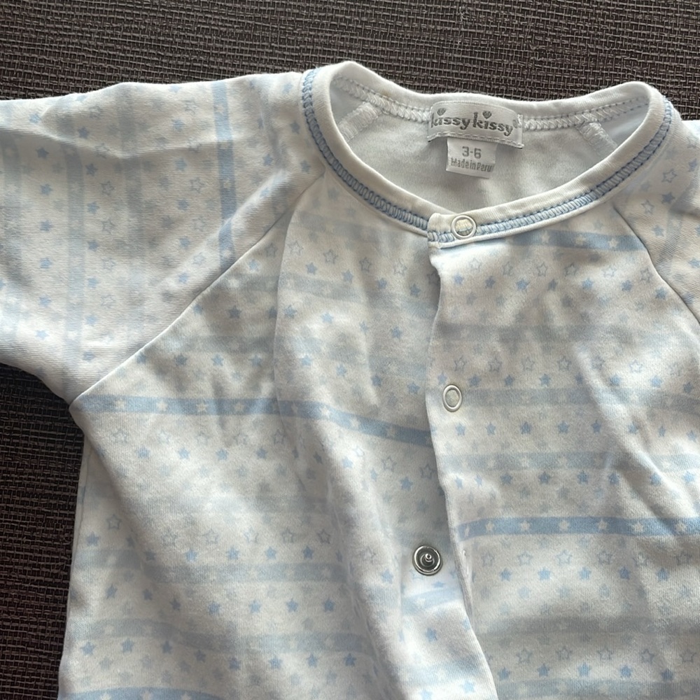 Kissy kissy 3-6 month snap onesie
